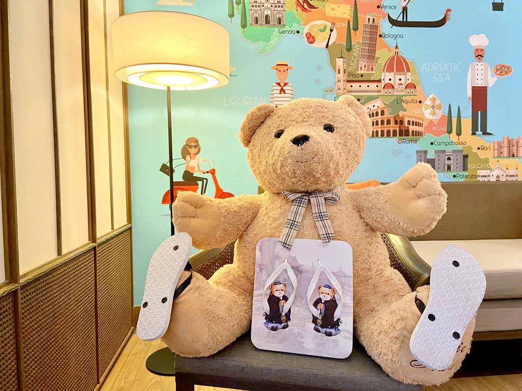 The teddy bear themed guest room of Silks Place Tainan