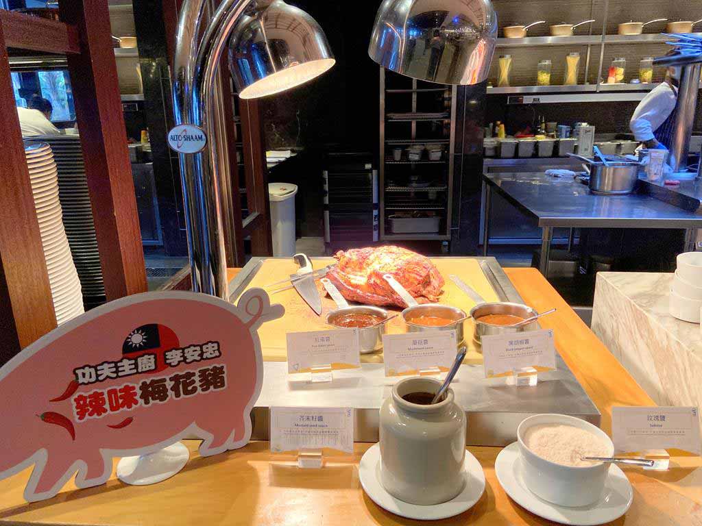 dinner-of-crowne-plaza-tainan